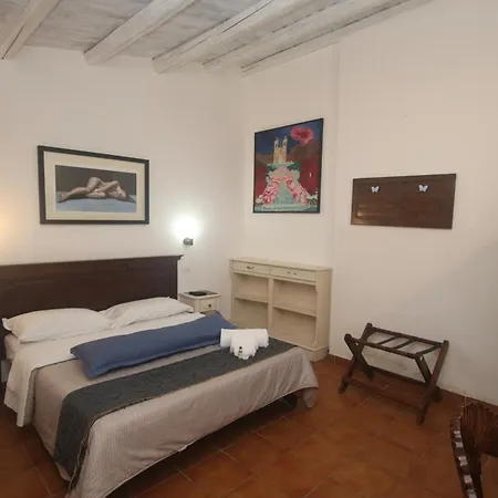 فندق مبيت وإفطار Aranceto 3*