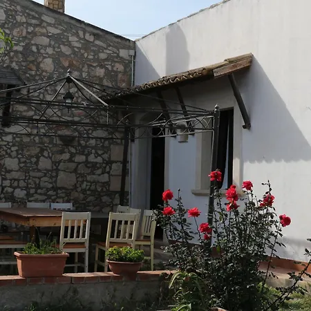 Oda ve Kahvaltı Aranceto