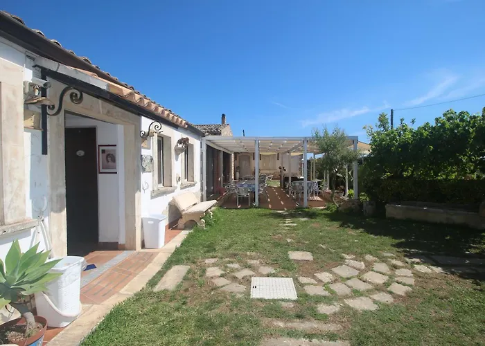 Aranceto Bed & Breakfast 3*